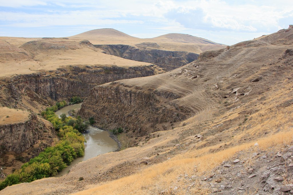 19-Arpaçay River, Armenian border.jpg